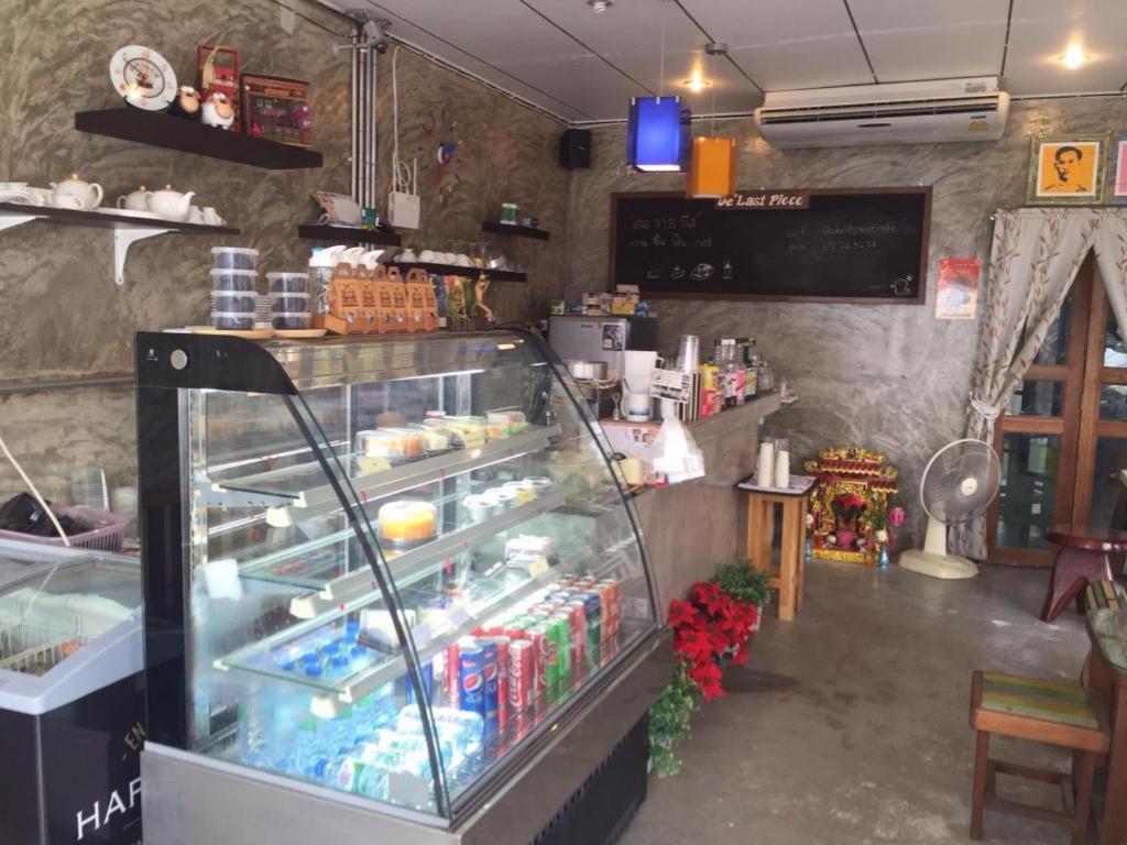 De Hostel Prachuap Khiri Khan Exteriör bild