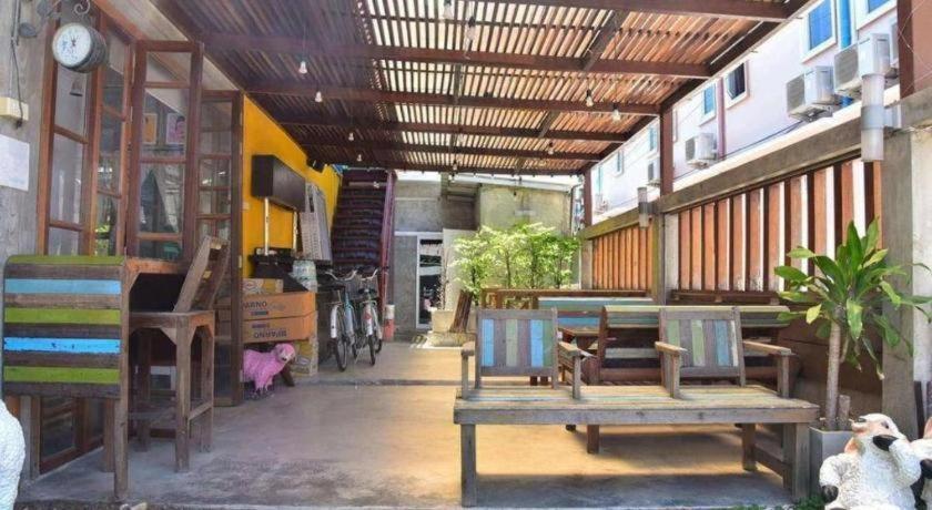 De Hostel Prachuap Khiri Khan Exteriör bild
