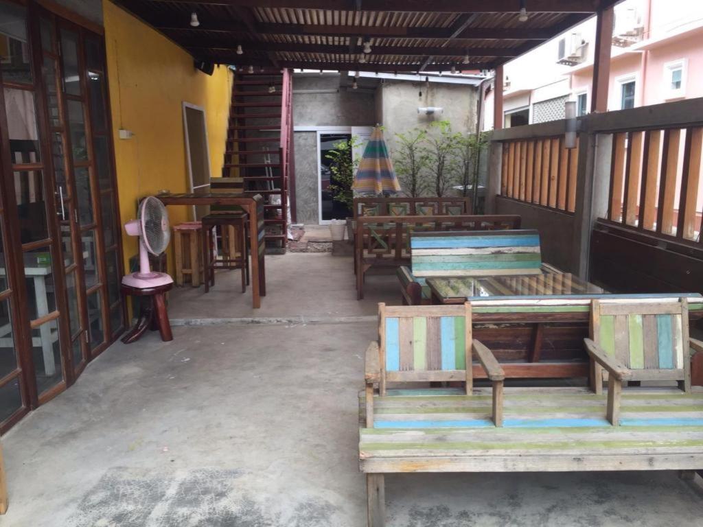 De Hostel Prachuap Khiri Khan Exteriör bild
