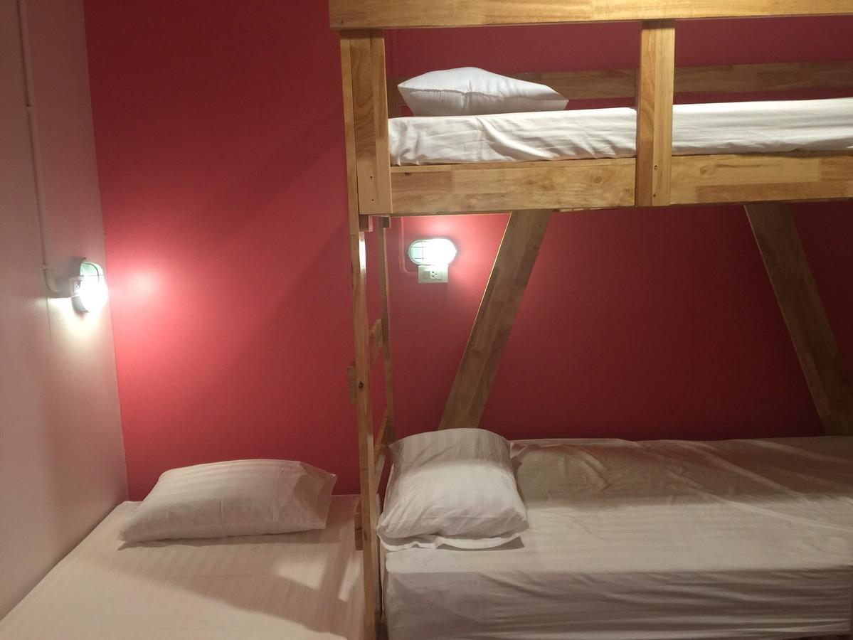 De Hostel Prachuap Khiri Khan Exteriör bild